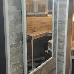 Il Rifugio Di Batman Airport , Aeroporto di Catania Fontana Rossa Italia