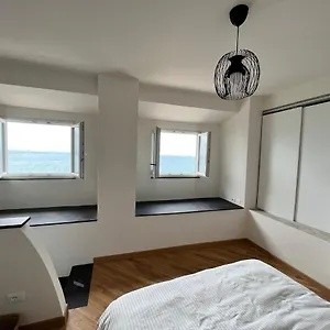  Appartamento Brand New With Seaview & Private Parking