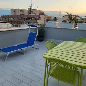 Attico Con Terrazza A , Bari Italia