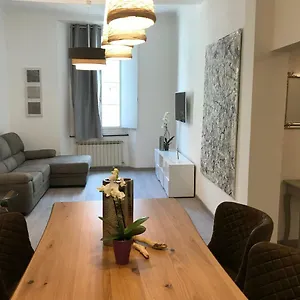 Lovely Really Downtown - Free Private Parking Included! - Genua
